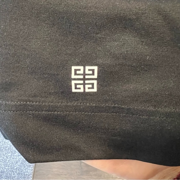 *NEW* GIVENCHY Slim Fit  t-shirt - Picture 5 of 11